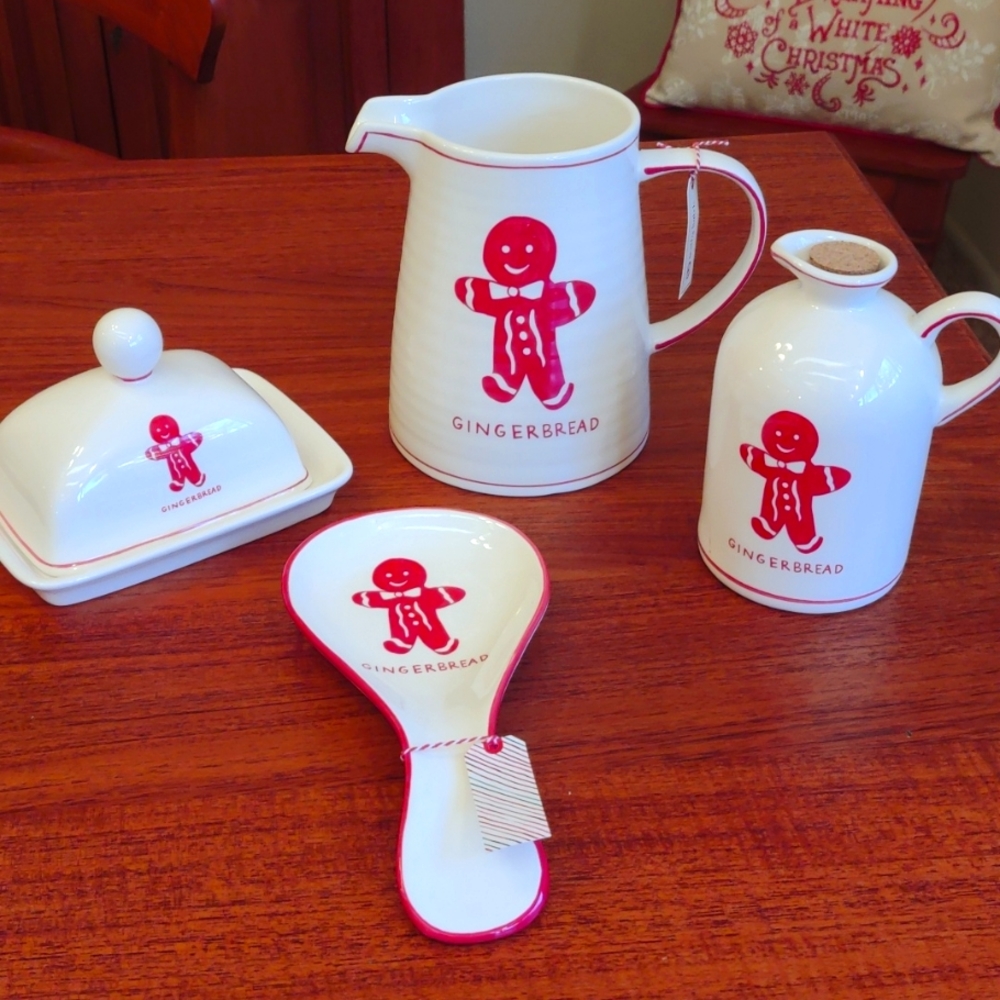 Molly Hatch Gingerbread Set